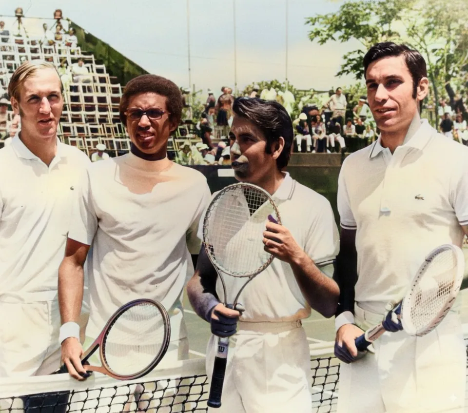 Manolo Santana con otros tenistas