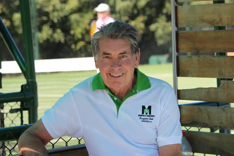 Manolo Santana en el Racquets Club de Marbella